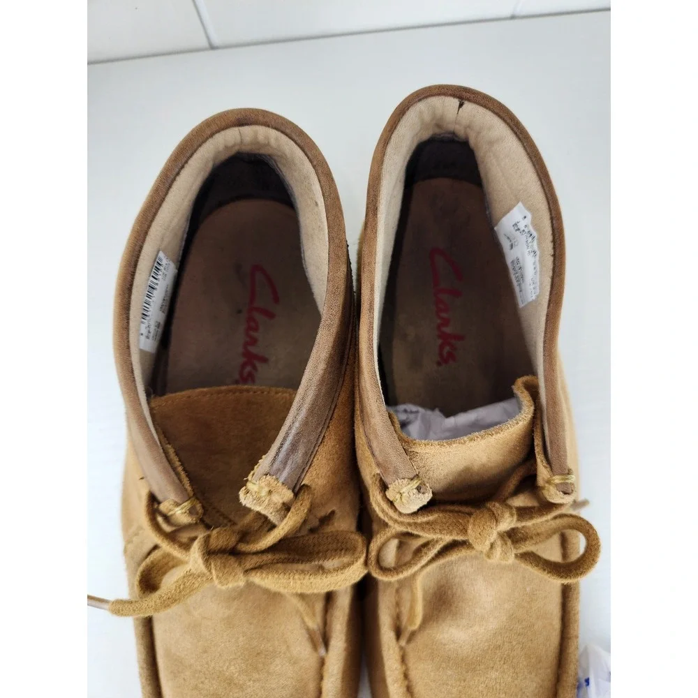 Clarks Wallabee Mens 10.5 Tan Suede Moccasin Lace Up Crepe Sole Boots Chukka